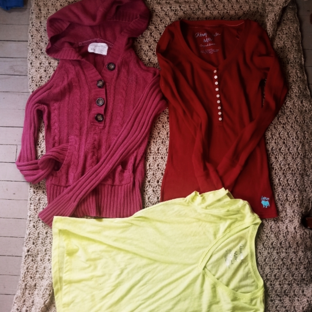 Womens size Medium lot of 3 Aeropostale shirts